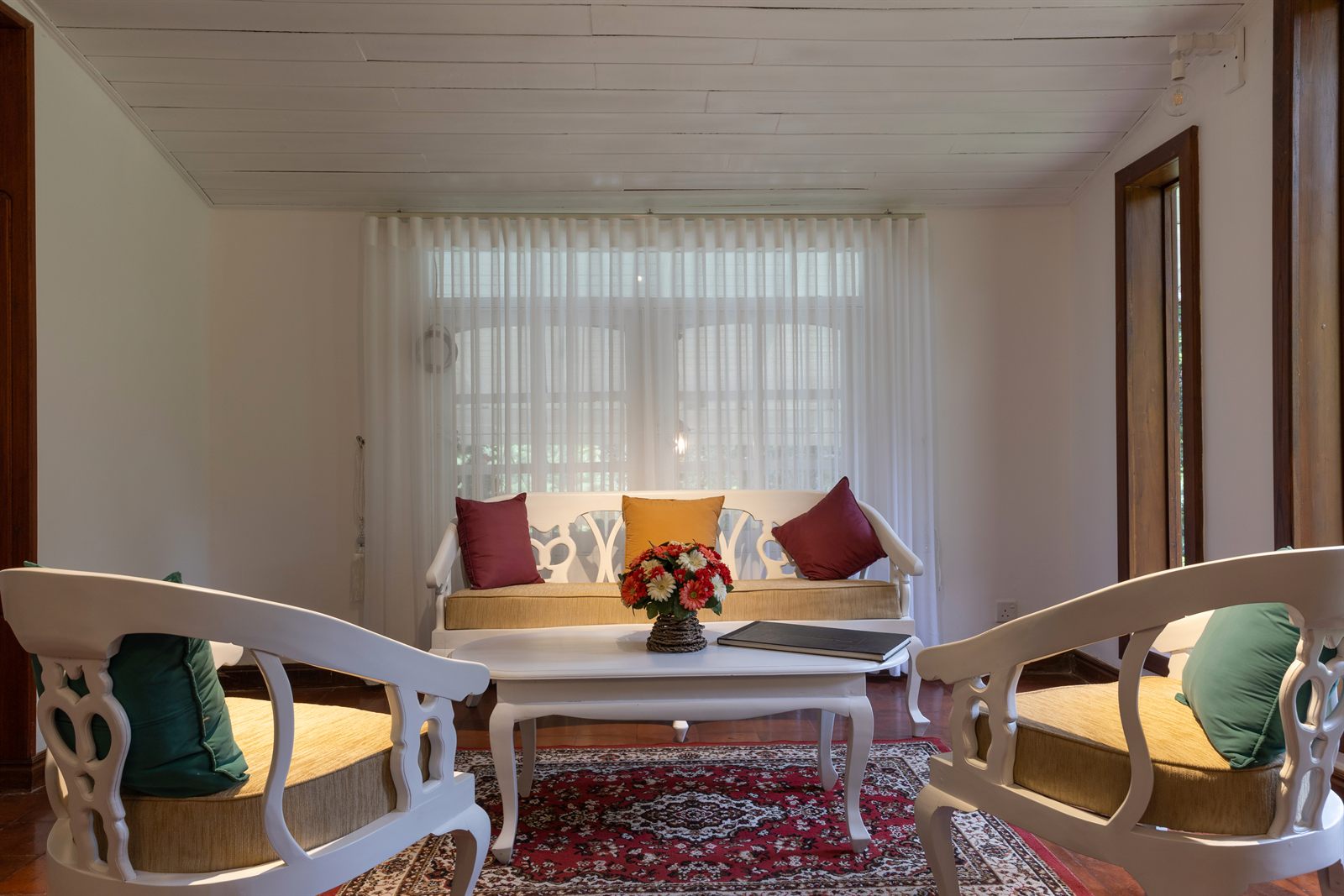 Serene living lounge